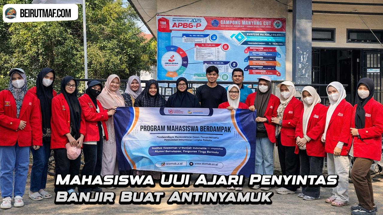 Mahasiswa UUI Ajari Penyintas Banjir Buat Antinyamuk